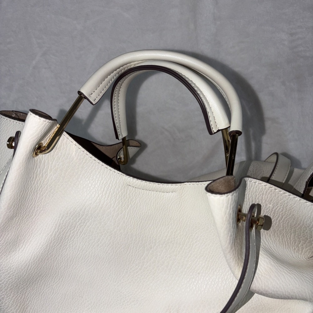 Sondra Roberts Squared Handbag 2 For 1 Removable Pouch Cream Pebbled Gold Accent - Picture 12 of 12